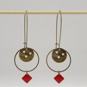 Boucles d'oreilles Zorya rouges en laiton bronze avec joli sequin froissé étoilé