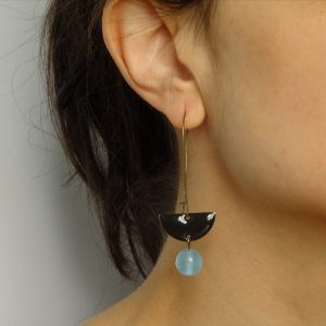 Boucles d'oreilles Leïla avec jolies perles oeil de chat bleu ciel